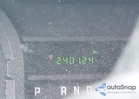 2010 Ford E-250 Commercial/Recreational z USA, uszkodzony, nr VIN 1FTNE2EL3ADA76618